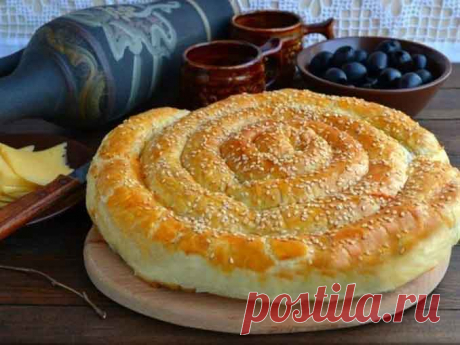 Как приготовить спиральный пирог из слоеного теста