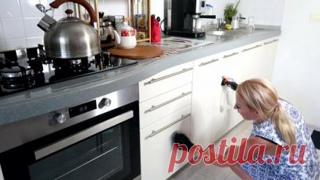 Теперь трачу не больше 10 минут, моя кухня блестит и пахнет свежестью. Нашла способ, который быстро удаляет жирный налёт и грязь - поиск Яндекса по видео