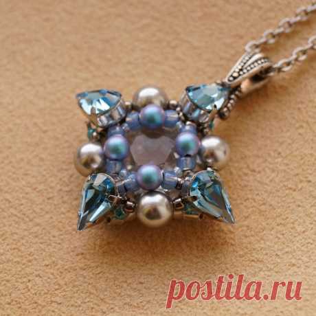 Делаем стильный кулон с кристаллами Swarovski своими руками | Журнал Ярмарки Мастеров