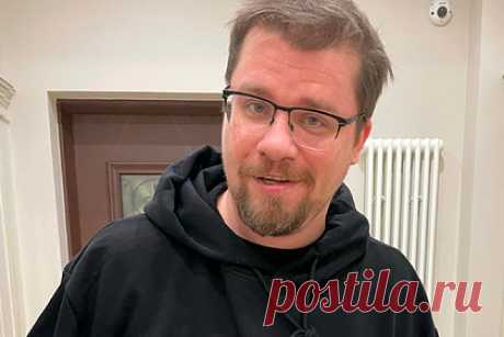 Харламов высмеял романтическое шоу на российском ТВ. Юморист Гарик Харламов опубликовал у себя в Instagram отрывок из программы «Сердца за любовь», романтического шоу на телеканале СТС Love. Комик высмеял героя передачи, которого выбрала себе одна из участниц шоу. Юморист нашел общее у парня и персонажа фильма «Джокер» 2019 года.