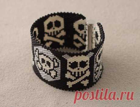 Череп и кости из бисера

#бисероплетение #biserok