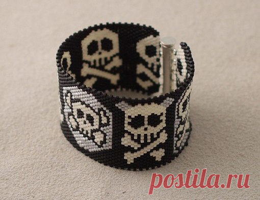 Череп и кости из бисера

#бисероплетение #biserok