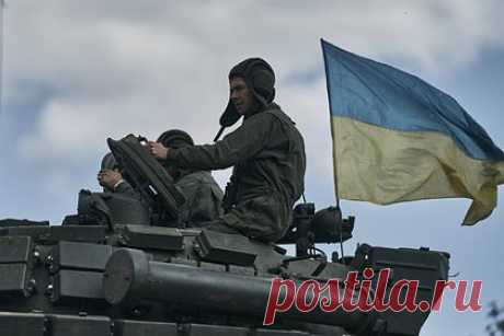 Генсек НАТО исключил вступление Украины в альянс во время конфликта. Генсек НАТО Йенс Столтенберг исключил вступление Украины в альянс во время конфликта, но подчеркнул, что двери в Североатлантический альянс для Киева остаются открытыми. По его словам, все члены блока готовы принять Украину в НАТО после завершения конфликта, но не в «разгар войны».