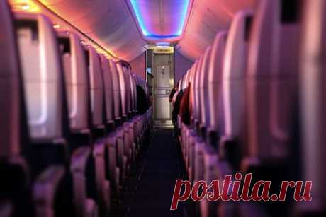 Россиянин устроил пьяный дебош в самолете и угодил в полицию