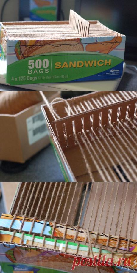 Cardboard Box Looms: DIY Weaving at it’s finest!Craft Leftovers | Craft Leftovers