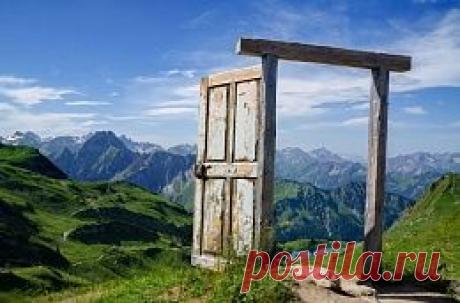 Сила недумания
Недумание — это состояние, в котором человек в решающий момент исключает свое мыслящее «я» из ситуации. Остается только цель и навыки, накопленные за годы.
Сила недумания проявляется не только в спорте: актеры и музыканты тоже знают о ней, многие признаются, что их лучшее исполнение было в состоянии, подобном трансу. Привычка к рефлексиям убивает не только физическое мастерство, но и вдохновение www.drugozor.com/id221216208