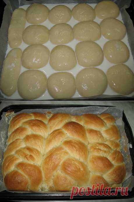 Молоком мы заливаем и вкусняшки выпекаем.