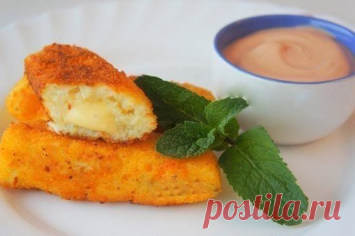 Картофельные палочки с сыром.

Картофельные палочки с сыром - элегантное блюдо, которое не требует больших финансовых затрат.

Ингредиенты:

5 средних варёных картофелин
2 яйца
100 г панировочных сухарей
100 г твёрдого сыра
2-3 ст. л муки
растительное масло (для жарки)
чёрный молотый перец, соль - по вкусу
кориандр, (по желанию)
куркума *(необязательно)
кайенский перец, фенхель (по желанию)
Можно добавить свои любимые специи по вкусу!

Как готовить:

1. Картофель отварить ...
