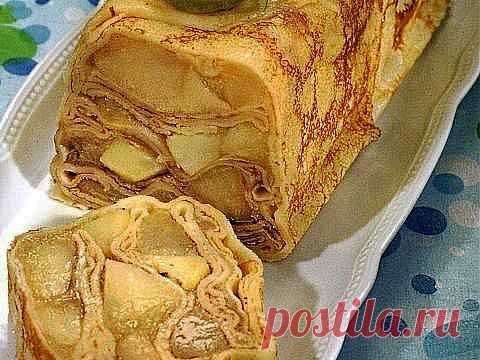 Блинный пирог с яблоками