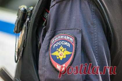 Российские подростки сняли на видео коллективное избиение полицейского