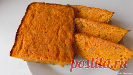Сладкая морковная запеканка с изюмом Видео рецепт приготовления вкусной морковной запеканки как в детстве. Запеканка готовиться с добавления манной крупы и изюма. Готовиться запеканка очень легко и получается сытной и полезной.Для приготовления морковной запеканки нам понадобится:Морковь - 800 гр.Куриные яйца - 3 шт.Сахар -...