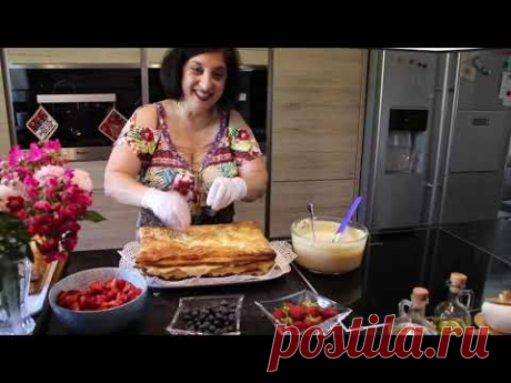 ВКУСНЕЙШИЙ ТОРТ НАПОЛЕОН С КЛУБНИКОЙ И С СЮРПРИЗОМ ДЛЯ ЛЕНТЯЕВ:-))) ОЧЕНЬ БЫСТРОГО ПРИГОТОВЛЕНИЯ!!!