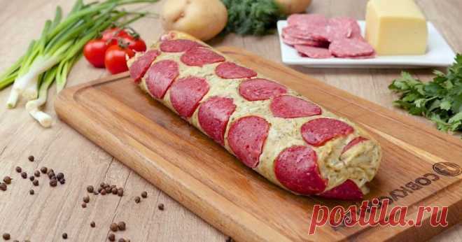 Рулет из картофельного пюре 

Пикантная салями, картофель и сыр — трио, которое может превратиться в нечто интересное, когда за дело берется хозяйка, ценящая в блюде не только содержание, но и форму. Вы наверняка давно для себя …