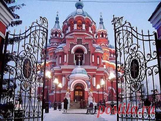 Иркутск Казанский собор, очень красиво.......