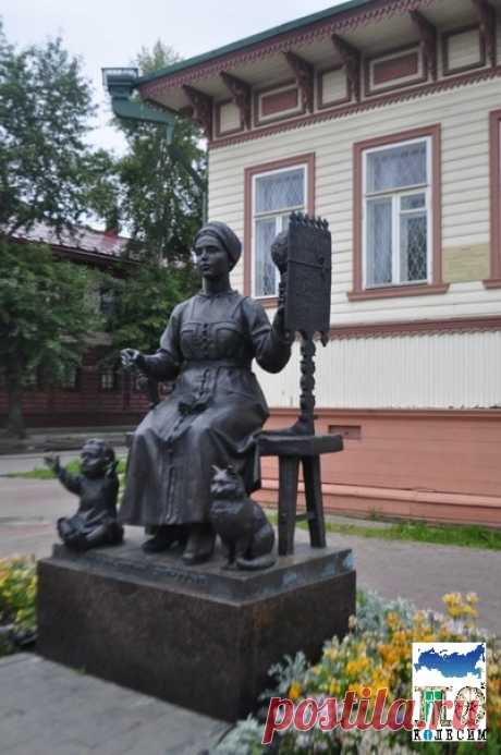Замечательная и удивительная поездка в гости к настоящим Поморам. Мы доехали даже до туда, куда не планировали и куда дорогу построили не так давно, но даже это нас не остановило и мы нашли еще интереснее и не доступнее места...