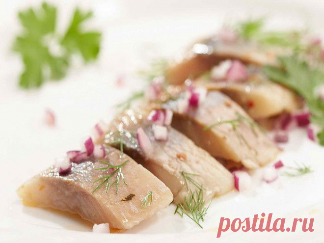 Наиболее популярные вкусные маринады для сельди .
