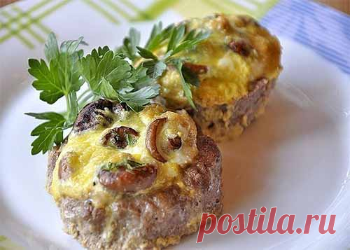 Мясные гнезда с грибами и сыром