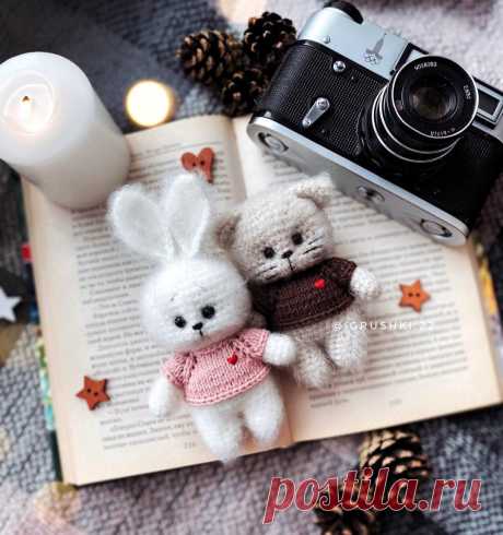 PDF Сердечные малыши крючком. FREE crochet pattern; Аmigurumi animal patterns. Амигуруми схемы и описания на русском. Вязаные игрушки и поделки своими руками #amimore - заяц, зайчик, кролик, зайчонок, зайка, крольчонок, кот, котик, кошка, кошечка.
