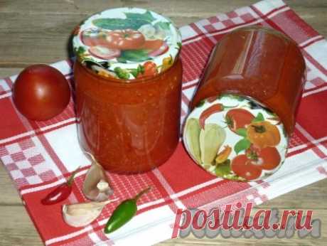 Заготовки из яблок от наших кулинаров Как много можно заготовить вкусного и полезного из яблок - повидло, джемы, соки, варенья, компоты, сиропы, моченые и сушеные яблочки. В этом разделе мы собрали пошаговые рецепты приготовления заготовок на зиму с использованием яблок.
