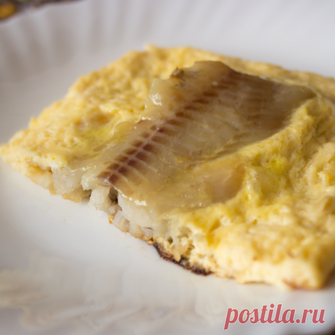 Нежнейший минтай в омлете. Быстро, полезно и очень вкусно - Простые рецепты Овкусе.ру