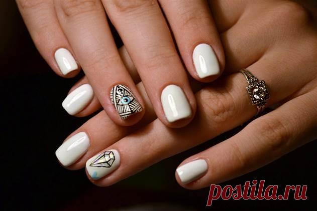 Изысканно и всегда к месту. Максимально эффектные идеи маникюра с белым лаком | Люблю Себя