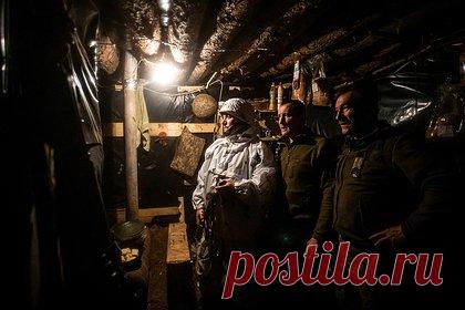 В ЛНР сообщили о массовом отъезде сотрудников СБУ из Славянска и Краматорска. Сотрудники Службы безопасности Украины (СБУ) массово покинули Краматорск, Славянск и иные населенные пункты, сообщил полковник Луганской народной республики (ЛНР) Виталий Киселев. Ранее в Донецкой народной республике (ДНР) сообщили, что Украина получила от США 12 комплексов HIMARS с дальнобойными ракетами.