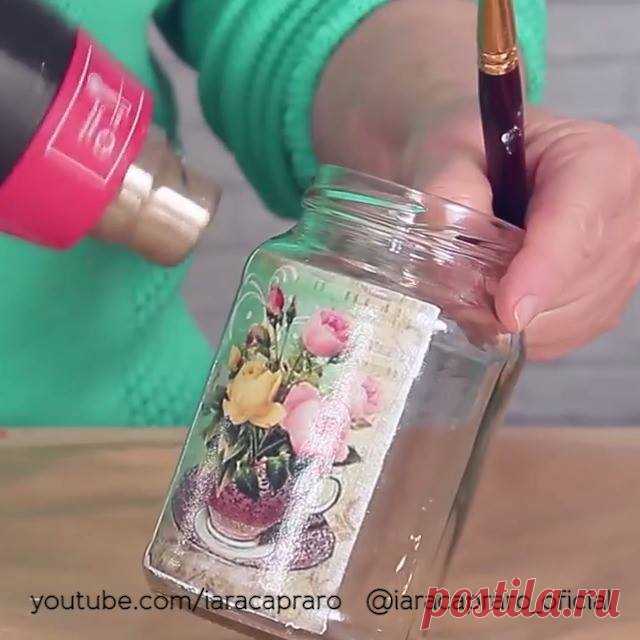 (28) Facebook