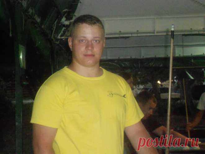 Роман Богданов