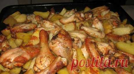 Картофель с куриным мясом в духовке - Apetitno.TV