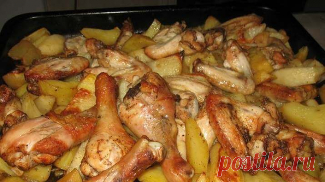 Картофель с куриным мясом в духовке - Apetitno.TV