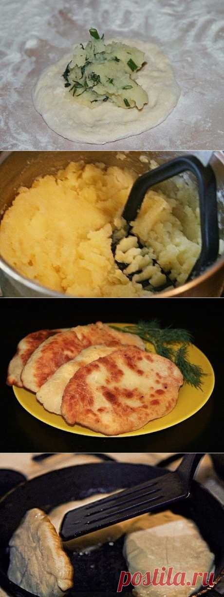 Потрясающе вкусные пирожки-лепешки с картошкой и сыром