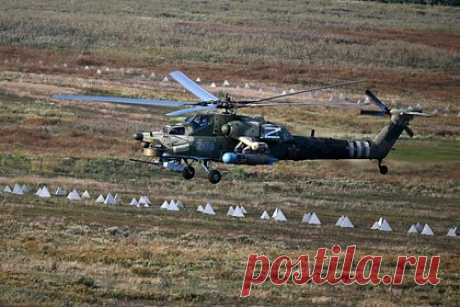 Иран купил российские вертолеты и истребители. Тегеран подтверждает закупку российских ударных вертолетов Ми-28, истребителей Су-35 и учебно-боевых самолетов Як-130, заявил замминистра обороны bhfyf Сейед Мехди Фархи. «Подтверждено прибытие учебно-тренировочных самолетов Як-130, истребителей Су-35 и вертолетов Ми-28», — сообщил военный.