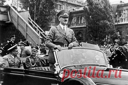 Любовь Гитлера к нацизму объяснили его микропенисом