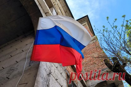 Российское посольство назвало дружбу с США билетом на «Титаник». Посольство РФ в Боснии и Герцеговине заявило, что США стоят на краю финансовой пропасти, поэтому дружба с ними равносильна покупке билета на «Титаник». «Но уже ясно, что Америка — больное общество, пораженное метастазами насилия, расовой непримиримости, экономическим неравенством», — утонили в ведомстве.