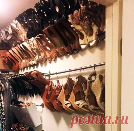 Как правильно хранить обувь в шкафу: стойки, коробки, органайзеры