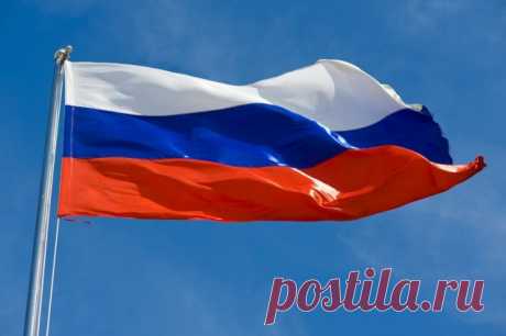 Бойцы ВС РФ водрузили российский флаг над администрацией Авдеевки. Триколор над зданием подняли бойцы 24-ой бригады спецназа из Новосибирска и 239 полка.