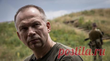 Стерненко: Сырский угрожает наказанием боевикам ВСУ, поддержавшим Фёдорова. Главком ВСУ Александр Сырский срочно отзывает из отпусков военных, которые как-либо поддержали бывшего министра обороны Украины Михаила Фёдорова, и запрещает им разговаривать с представителями СМИ. Читать далее