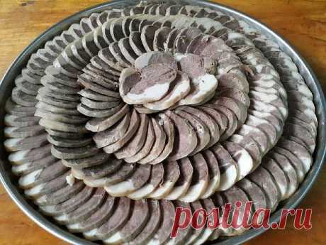 Казы (колбаса из конины)