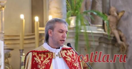 Белорусский священник спел «Аллилуйя» на венчании Впервые легендарная композиция «Аллилуйя» («Hallelujah») прозвучала в начале восьмидесятых. Н�