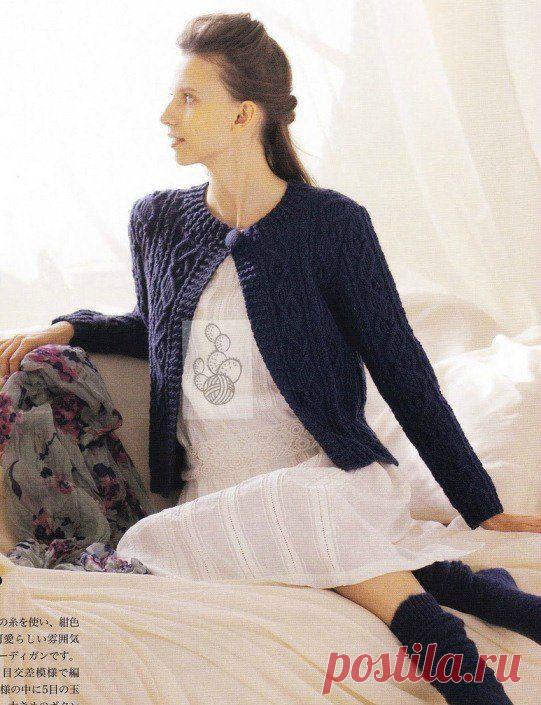 Синий жакет.