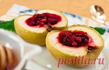 Яблоки, запеченные с брусникой и медом - ДЕСЕРТЫ - РЕЦЕПТЫ - ВкусноВсё