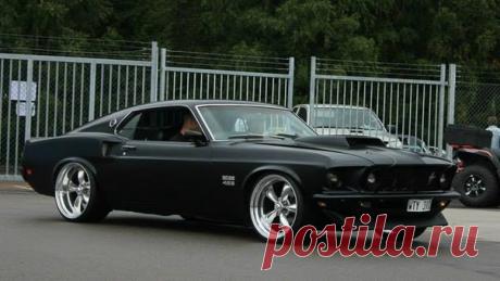 (20) Елена Петрова - Ford Mustang Boss 429