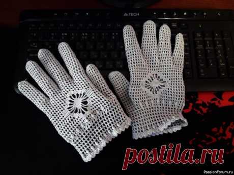 Ажурные перчатки крючком. | Вязаные крючком аксессуары