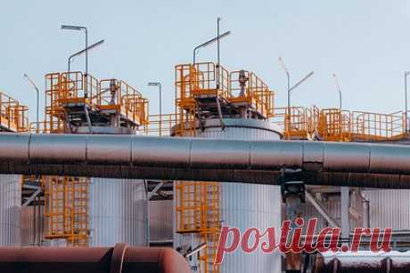 Одна страна возобновила закупки СПГ у России после трехмесячного перерыва. Нидерланды снова начали закупать у России сжиженный природный газ (СПГ) после трехмесячного перерыва, выяснили журналисты, проанализировавшие статистику. В сентябре страна, власти которой ранее пообещали начать сворачивать закупки российского СПГ, приобрела 211,5 миллиона кубометров углеводородов на 109 миллионов евро.