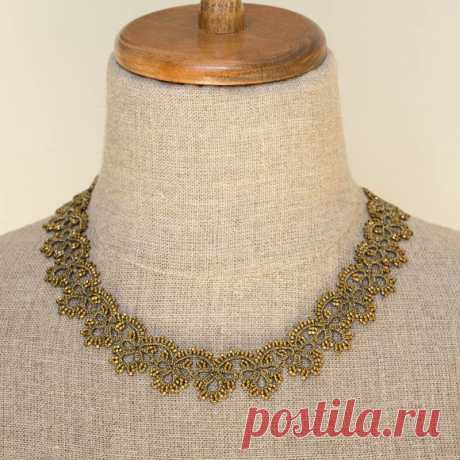 Nana Necklace, gold – French Needlework Kits, Cross Stitch, Embroidery, Sophie Digard – The French Needle