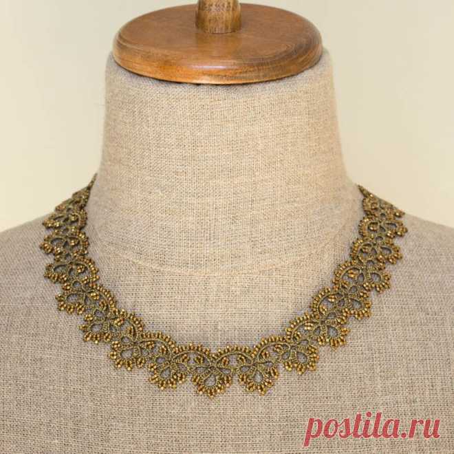 Nana Necklace, gold – French Needlework Kits, Cross Stitch, Embroidery, Sophie Digard – The French Needle