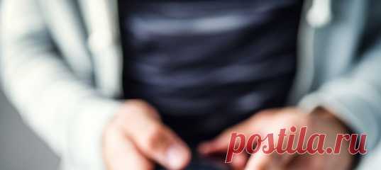 «Знакомый заваливает сообщениями и называет любовью всей жизни. Как это закончить?» #мужчинаиженщина #психологияотношений #манипулятор