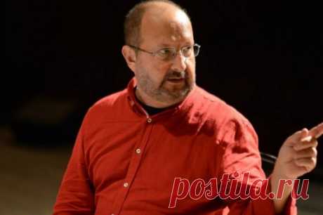 В возрасте 70 лет скончался заслуженный артист России Марио Бустилло. Худрук Брянского городского академического хора умер в Испании.