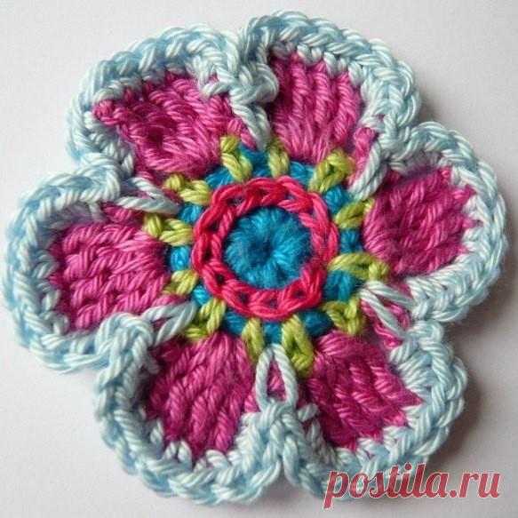 ​Разноцветный цветочек