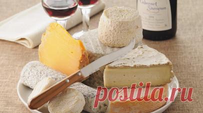 Специалист Лялина: натуральный сыр имеет ровный рисунок и сохраняет форму. И.о. декана факультета естественных наук Государственного университета просвещения Ирина Лялина рассказала, как выбрать качественный сыр. Читать далее